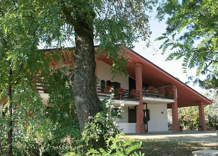 Casale Del Fattore Oda ve Kahvaltı 3*