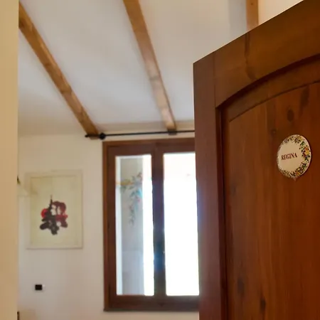 Casale Del Fattore צ'זנה