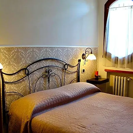 Casale Del Fattore 3* تشيزينا