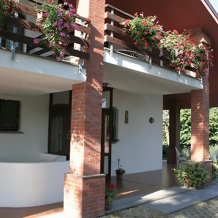 Casale Del Fattore 3* צ'זנה